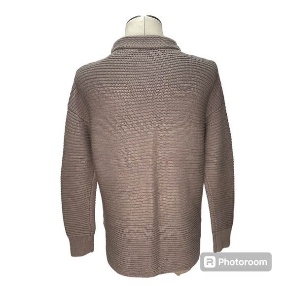 Athleta Lodge Pull Over Sweater 100% Merino Wool in Walnut Taupe Women's Size M - Picture 3 of 12